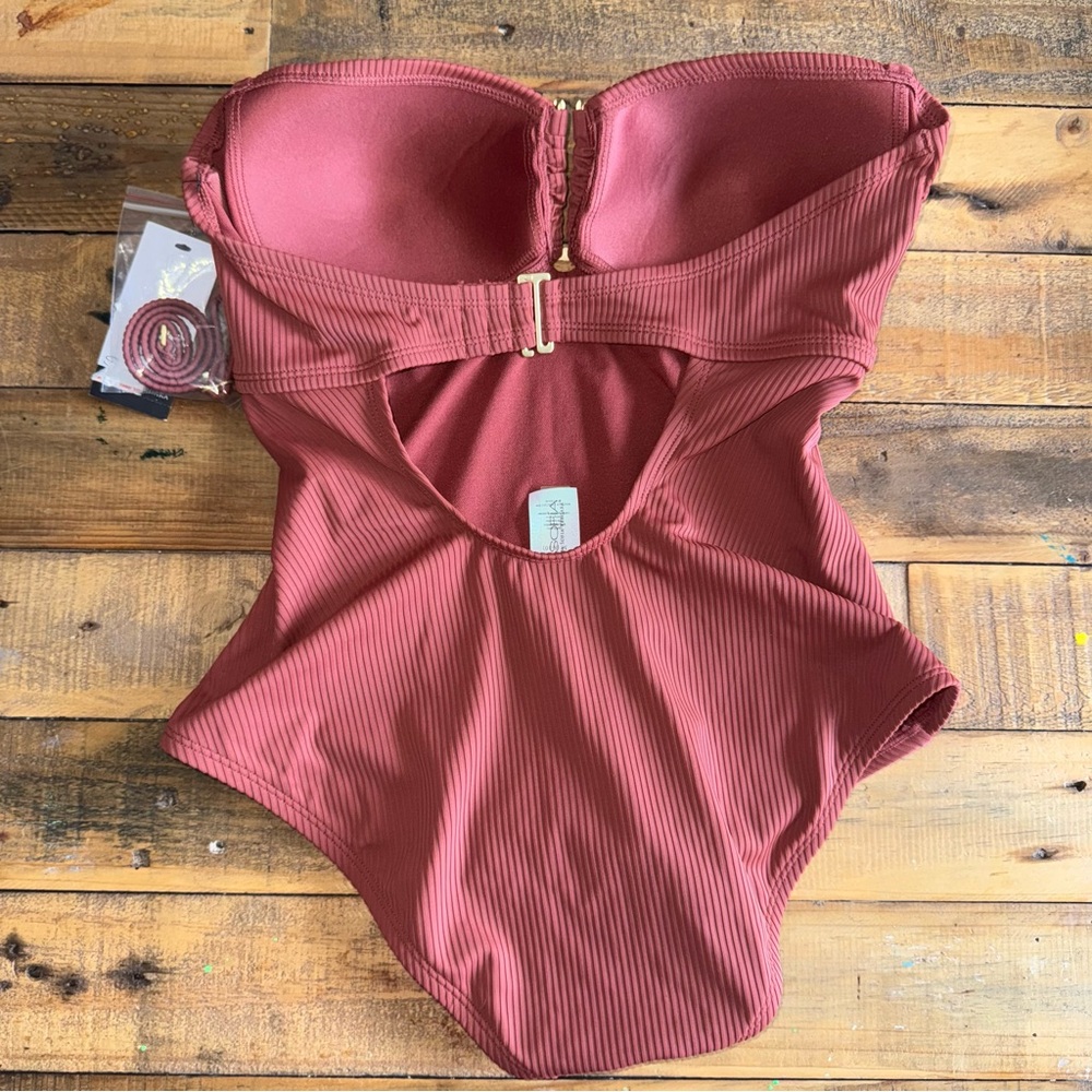 Rust Ribbed Strapless Swimsuit - Picture 3 of 6